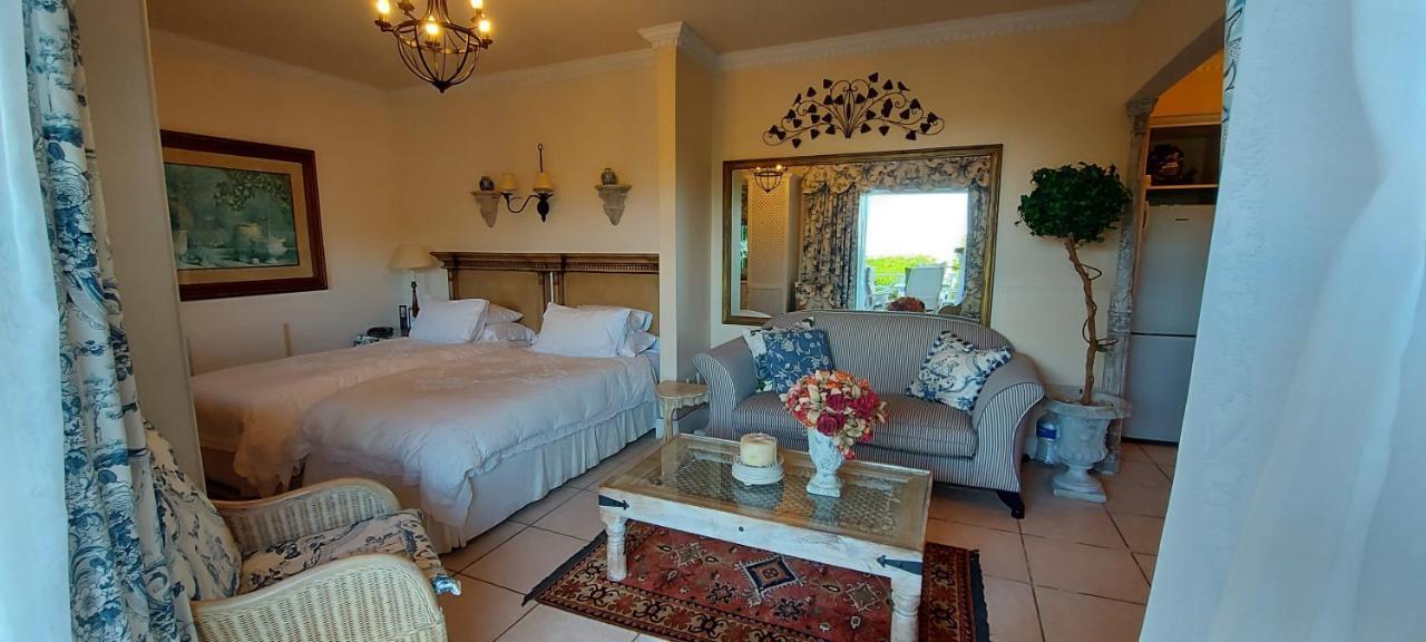 Roosboom Guest Apartments Съмърсет Уест Екстериор снимка
