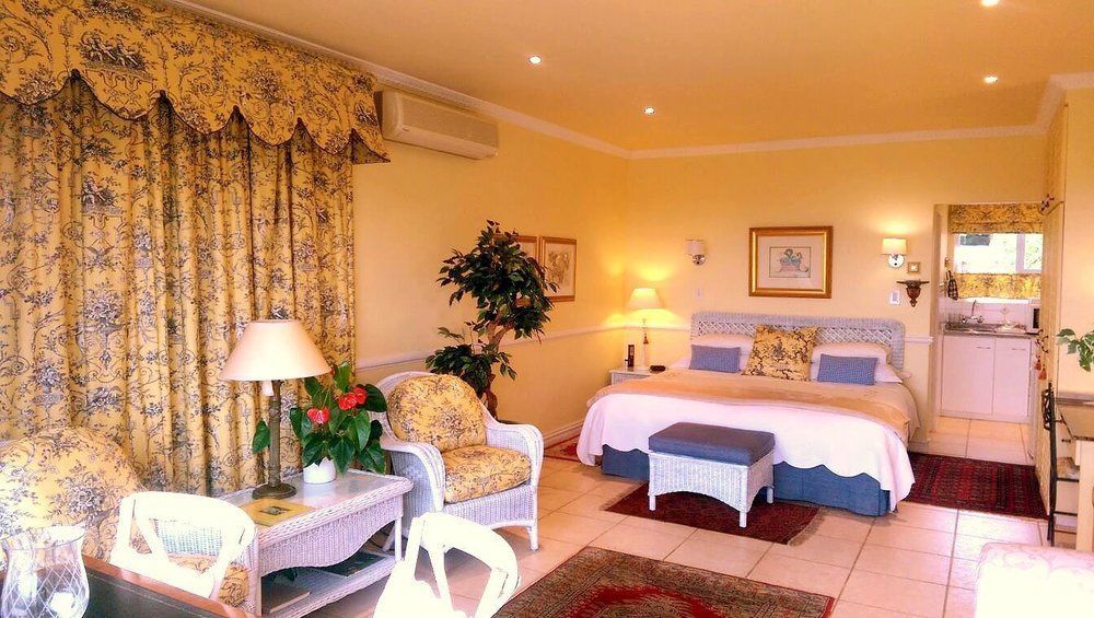 Roosboom Guest Apartments Съмърсет Уест Екстериор снимка
